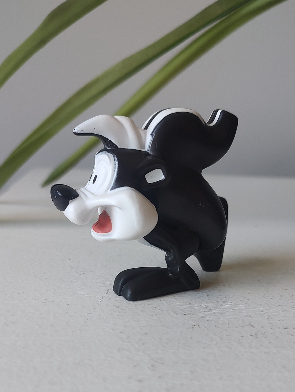 Made For McDonald's 2020 Looney Tunes Pepe Le Pew Toy